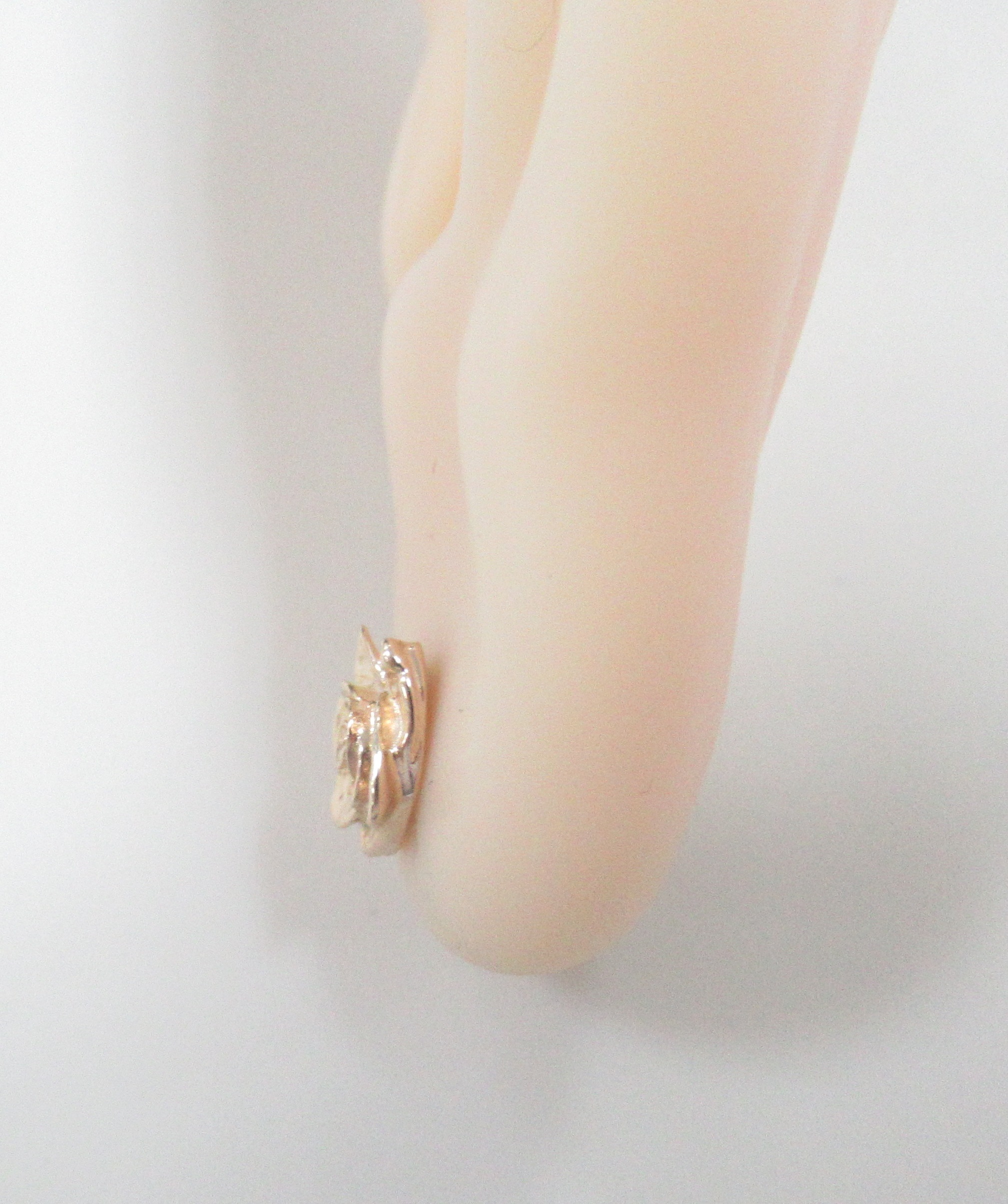 Серьги-пусеты из золота "Розы"